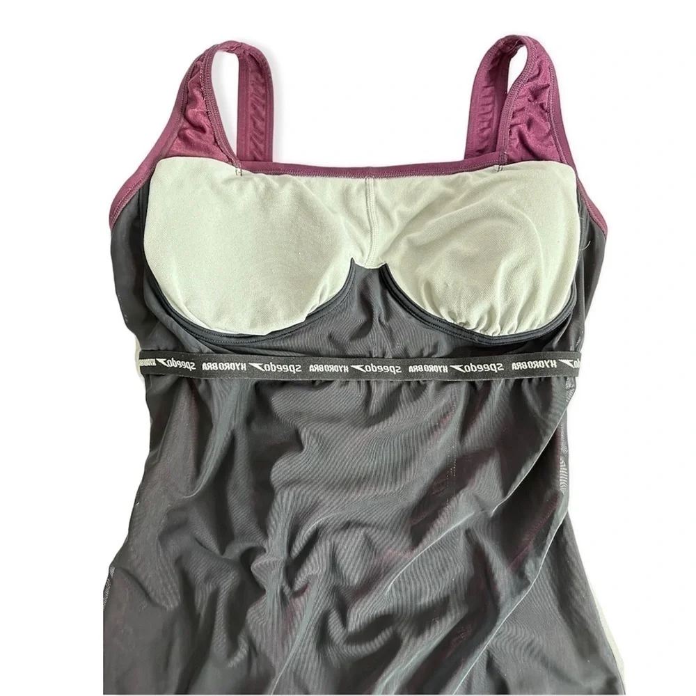 Speedo Purple One Piece Swimsuit 10‎ - Picture 9 of 14